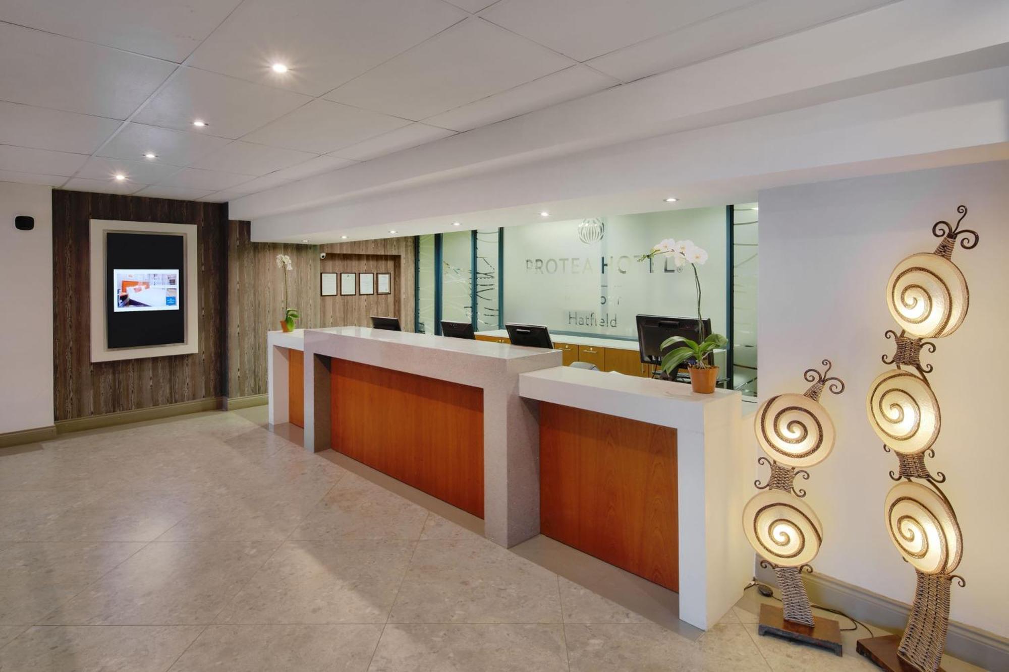 Protea Hotel By Marriott Pretoria Hatfield المظهر الخارجي الصورة
