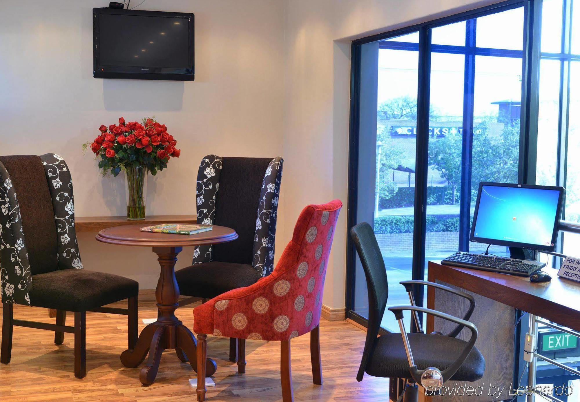 Protea Hotel By Marriott Pretoria Hatfield المظهر الخارجي الصورة