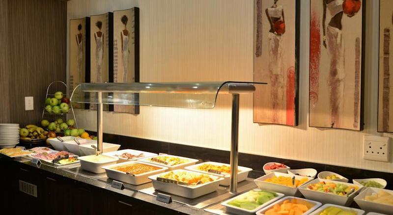 Protea Hotel By Marriott Pretoria Hatfield المظهر الخارجي الصورة